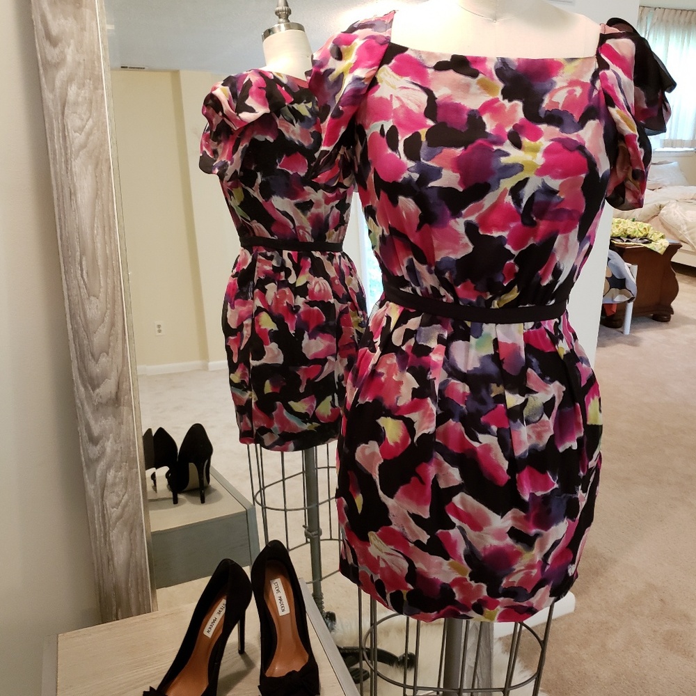 Diane von Furstenburg Cap Sleeve Dress